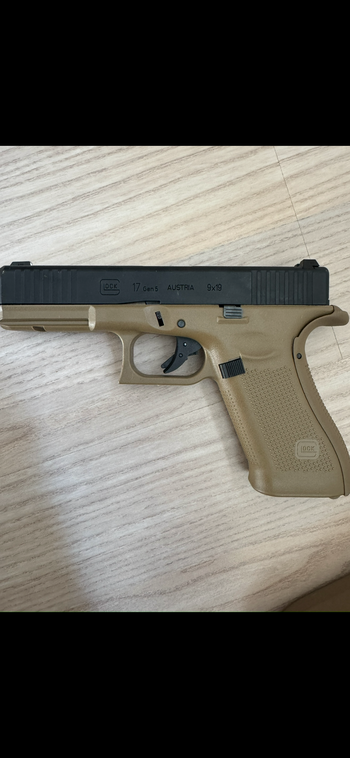 Image 2 for vfc glock 17