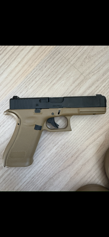 Image 3 for vfc glock 17