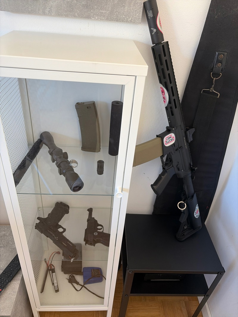 Afbeelding 1 van Anfänger Airsoft Ausrüstung ( F03 und CM138 TTI )