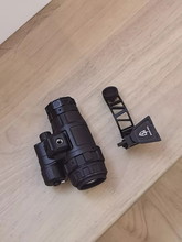 Imagen para ADI-14 PVS Night Vision Housing Kit