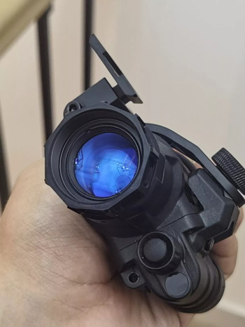 Imagen 2 de ADI-14 PVS Night Vision Housing Kit