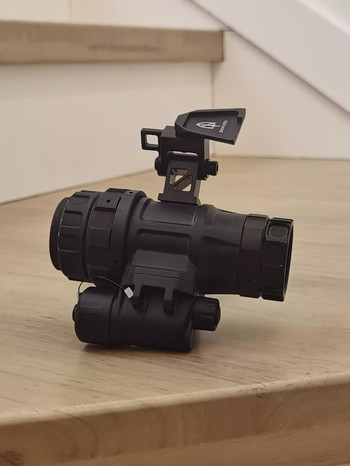 Imagen 5 de ADI-14 PVS Night Vision Housing Kit