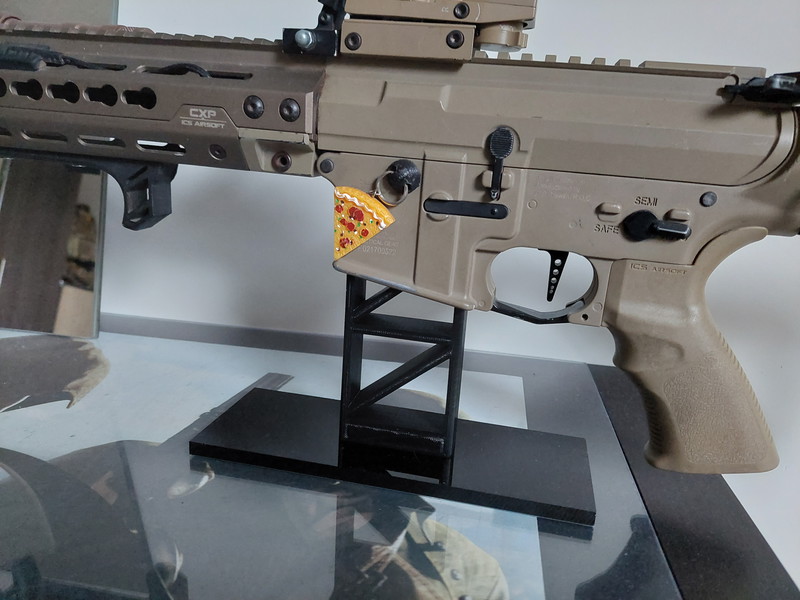 Afbeelding 1 van M4 display stand 3D Print