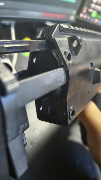 Afbeelding 3 van WTS - Tokyo Marui MP7A1 + 4 Mags (Total)
