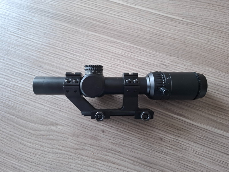 Afbeelding 1 van Novritsch 1x4 variable zoom scope