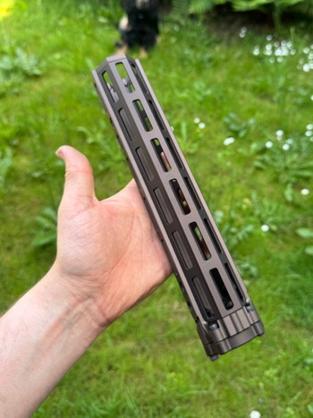 Imagen 3 de EMG Daniel Defense 10.5 ris 3 rail