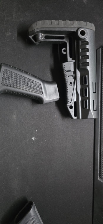 Imagen 2 de DLG fpt tactical stock + DLG pistol grip