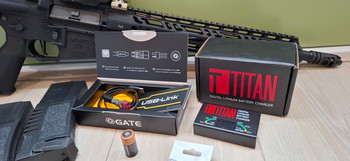 Imagen 4 de Novritsch SSR-15 AEG + AMG UH-1 Gen II + 3 Magnifier + Titan charger + Gate Control Station - 1,05J