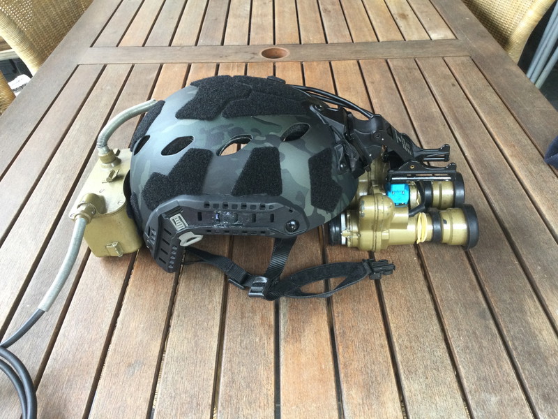 Afbeelding 1 van Pnv 57e helm setup
