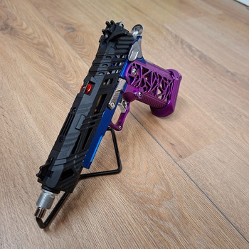 Imagen 3 de Custom Hi-Capa 4.3 AM | Dr.Black | CTM | EDGE | Zwart/Blauw/paars/Zilver