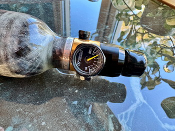 Afbeelding 2 van HPA fles en regulator