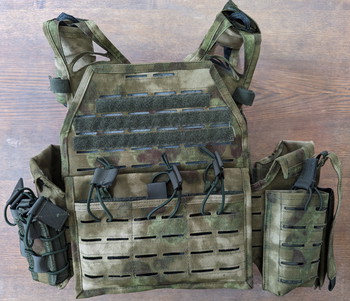 Bild 4 für Everglade kledij/gear (Invader Gear)