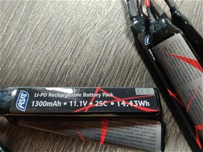 Image for 2 LI-PO batterijen te koop