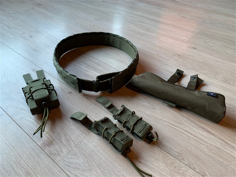 Image 1 for Templar's Gear PT5 low profile tactical belt met m4 en pistol pouches plus dump pouch