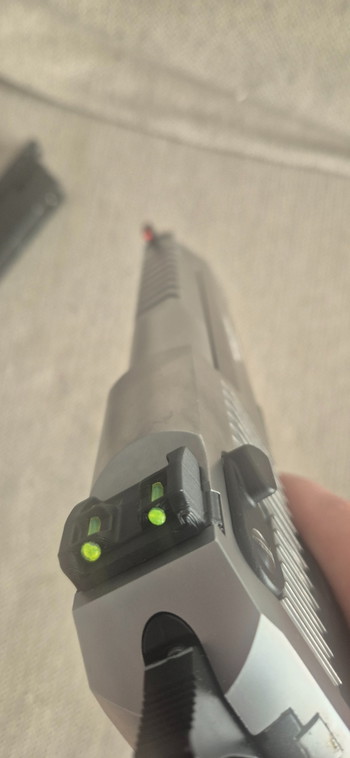 Image 3 for Desert Eagle L6 silver + mags