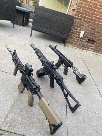 Afbeelding 3 van Complete Airsoft Set van 3 Replicas Volledige Gear en Upgrades