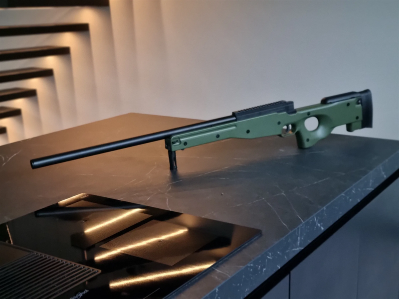 Afbeelding 1 van Zo goed als nieuwe Well MB-01 / L96 sniper met 3 magazijnen