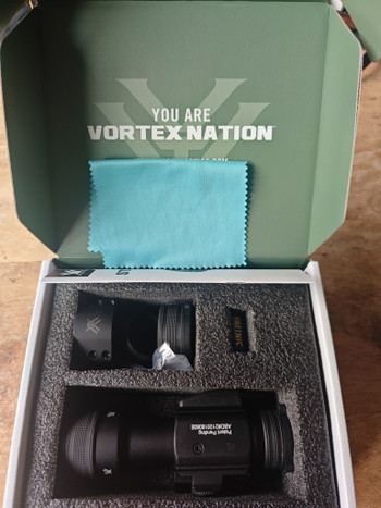 Image 3 for VORTEX Red Dot StrikeFire II Bright Red & green Dot