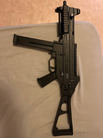 Image 2 for Fusil H&K UMP 45