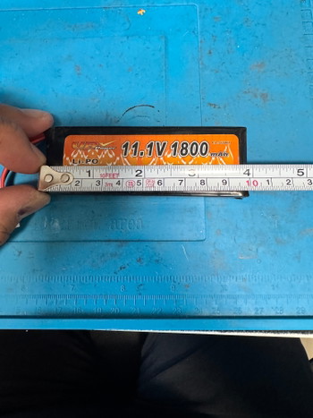Image 8 for Te koop: Nieuwe 11.1V 1800mAh Li-Po accu + batterijbox met Picatinny mount