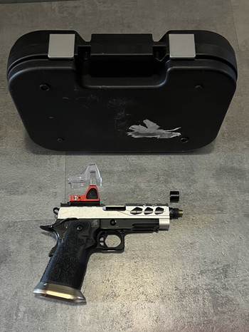 Afbeelding 2 van HiCapa 4.3 Custom