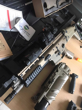 Bild 3 für VFC Scar L Deluxe Upgraded (Lipo) + Elcan specter dr 4x scope + grenade launcher