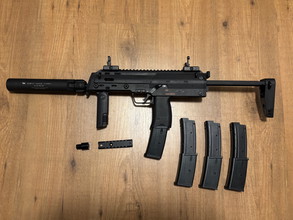Bild für Unarmed/VFC MP7 v2 AEG