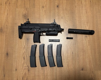 Afbeelding 4 van Unarmed/VFC MP7 v2 AEG