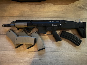 Image for Scar Cybergun incl magazijnen