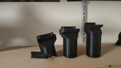 Image pour ZenitCo AK style grips | 3d printed |
