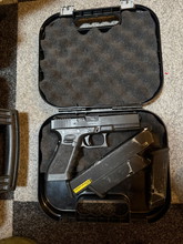 Imagen para Glock Deluxe Edition