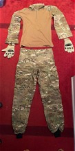 Afbeelding van Combat shirt en Combat broek Multi cam + handschoenen