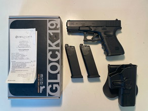 Image pour Glock Umarex G19 + extra mag + Holster