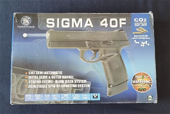 Image 2 for Smith & Wesson Sigma F40.