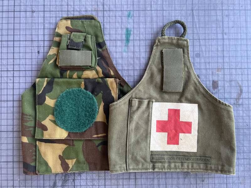 Afbeelding 1 van Officer and Medic armbands