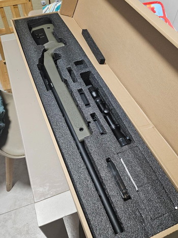 Imagen 5 de Sniper Airsoft CYMA CM700U M40A3  visor  3 cargadores bolt action