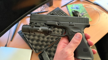 Image 10 pour Umarex Glock 17 Gen 5 met tactical light, 3x magazijn en koffertje met slot