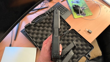Image 6 pour Umarex Glock 17 Gen 5 met tactical light, 3x magazijn en koffertje met slot