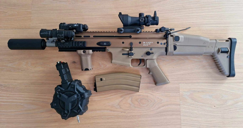Imagen 1 de We scar-l with attachments