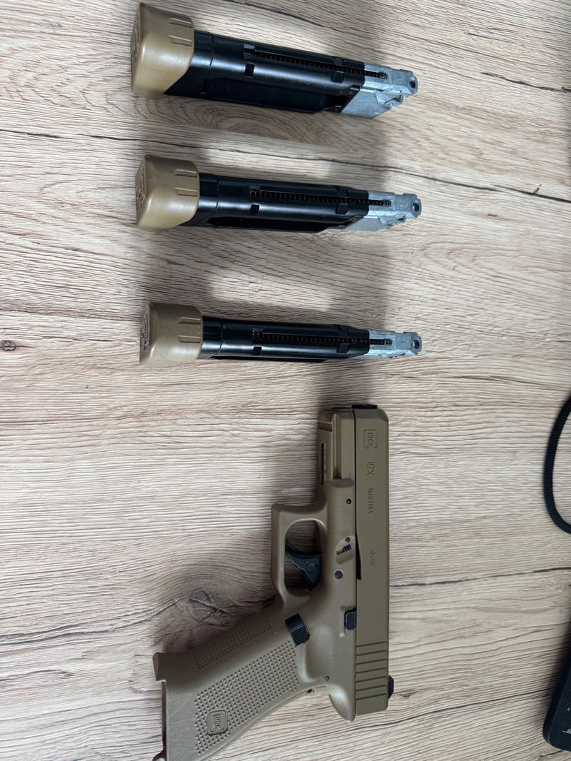 Image 1 for Glock 19x TAN CO2 BB