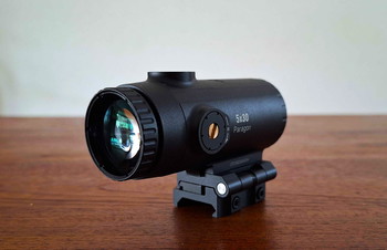 Imagen 2 de NIEUW! - Vector Optics Paragon 5x30 Magnifier