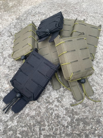Image 5 for M4/AK47 Custom Bungee Magpouches