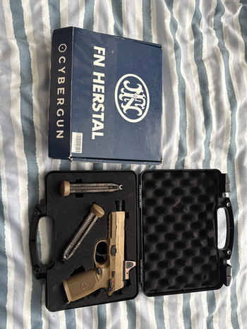 Afbeelding 3 van CYBERGUN/VFC FNX 45 met RMR red dot