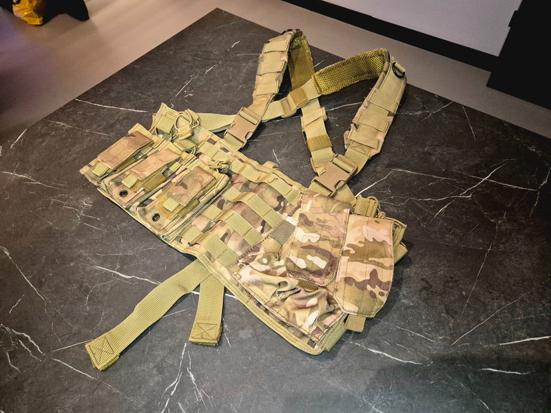 Afbeelding 1 van Chestrig 101Inc | Voorzien van pouches