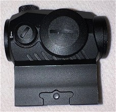 Image for Romeo 5 red dot sight met mount