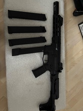 Bild für Lancer tactical m4 en smg