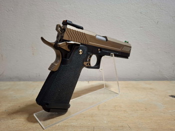 Afbeelding 3 van AW Custom HX1103 Hi-Capa 5.1 - GBB - MINT CONDITION