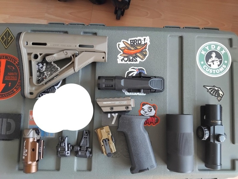 Image 1 for Bits and accessories  MAGPUL HK OLIGHT HAKKO RAIDWORX