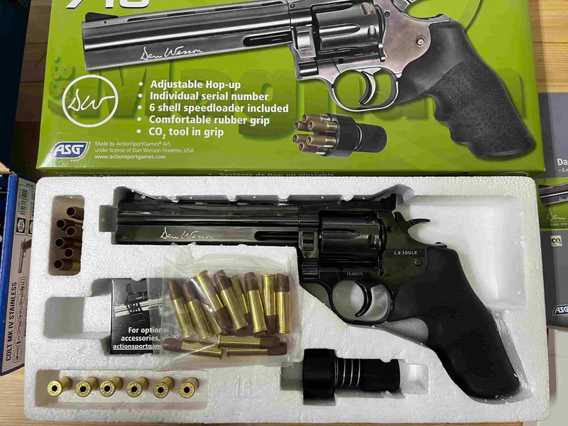 Image 1 for 2 Softair replica Colt en Dan Wesson