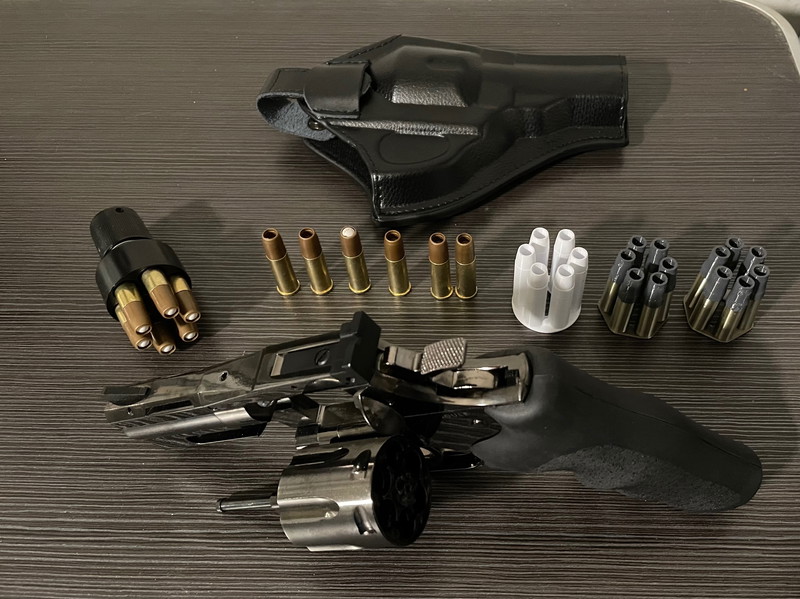 Afbeelding 1 van Dan Wesson CO2 Revolver met custom multishot shells